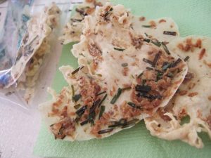 Hukum Mengkonsumsi Laron